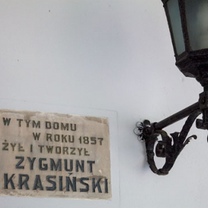 Zloty Potok, Muzeum Regionalne im. Zygmuta Krasinskiego, tabliczka przed wejsciem, 